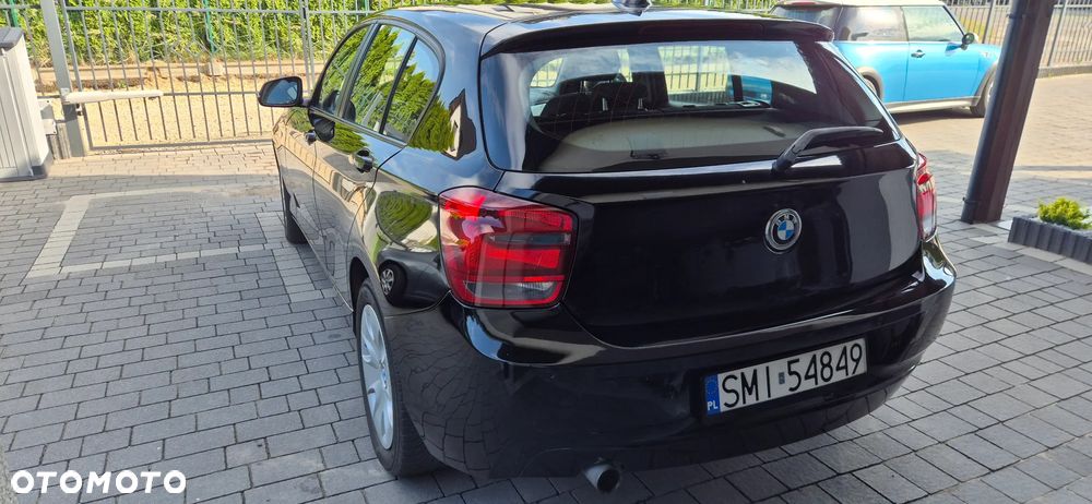 BMW Seria 1 116i - 4