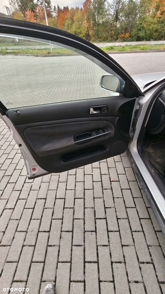 Volkswagen Passat - 6