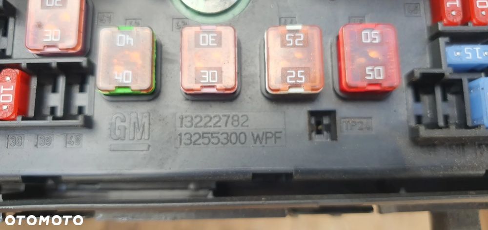 Moduł BSI skrzynka bezpieczników Opel Insignia A Lift 2.0 CDTI 13222782 13255300 13253551 - 9