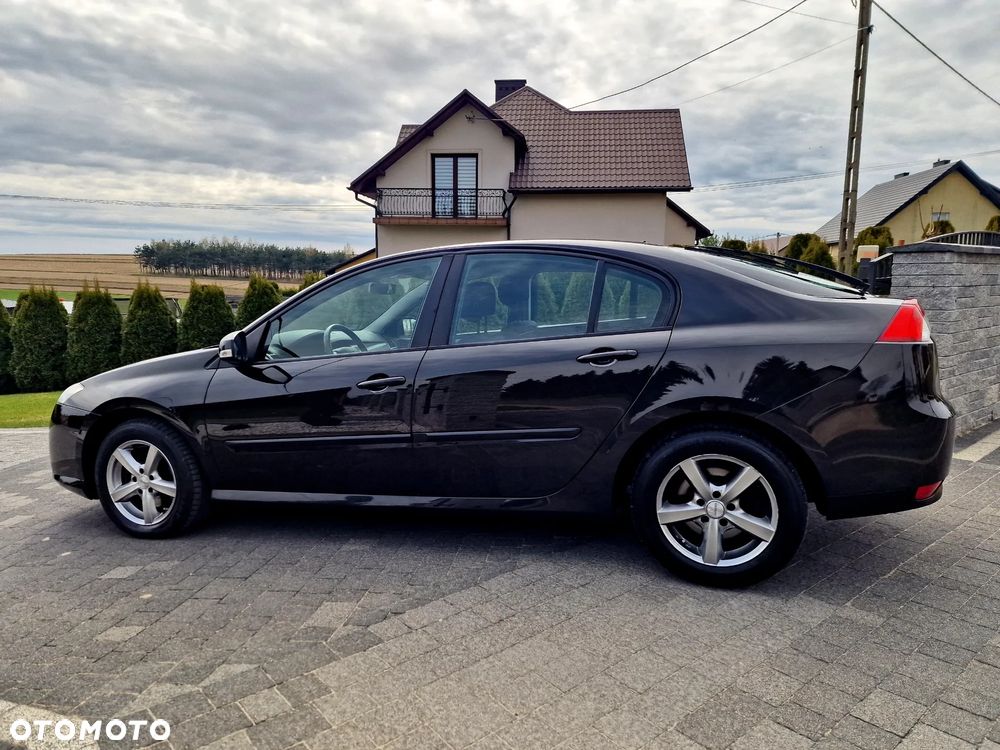 Renault Laguna 2.0 DCi Dynamique - 8