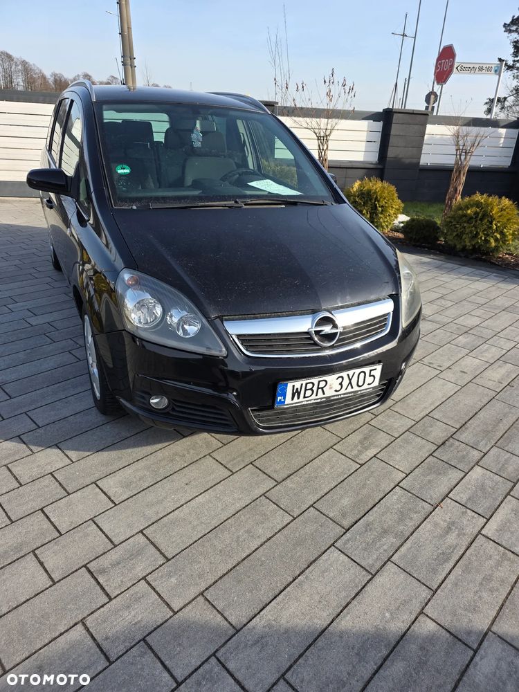 Opel Zafira 1.8 Elegance - 1