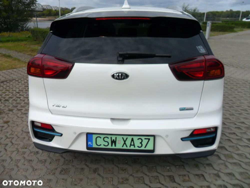Kia Niro e-Niro 64kWh L - 6