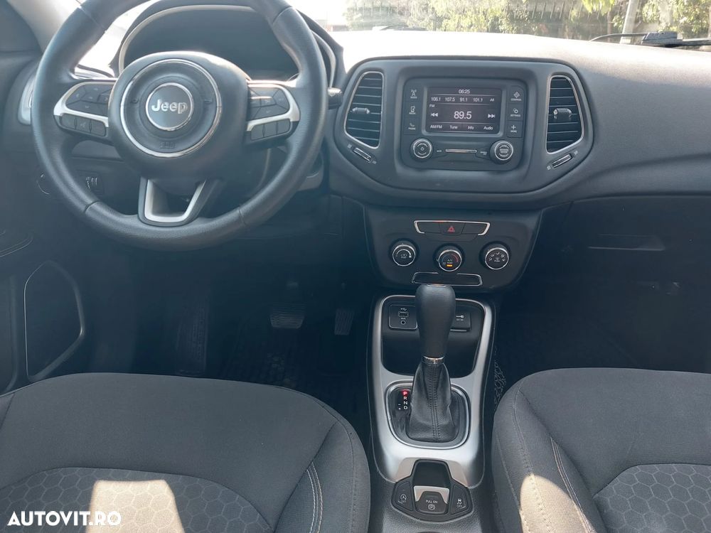Jeep Compass - 14