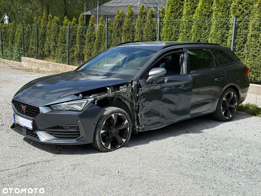 Cupra Leon 1.5 eTSI DSG - 5