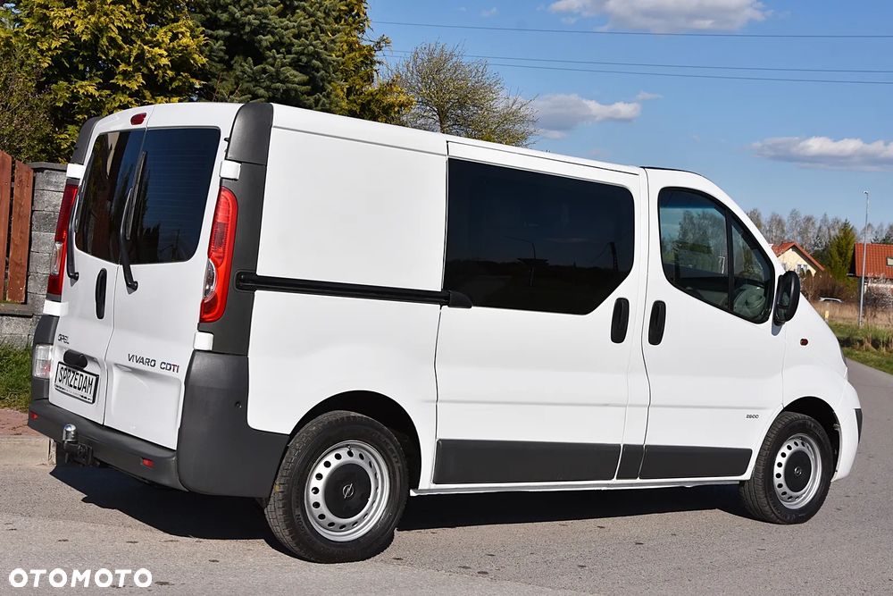 Opel Vivaro - 8