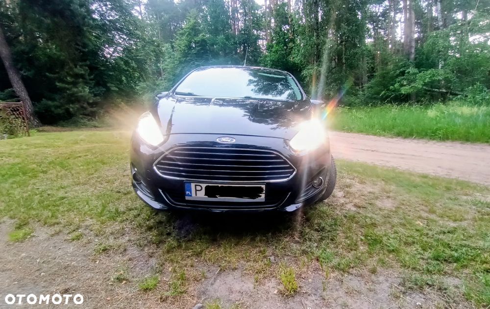 Ford Fiesta 1.6 TDCi DPF Titanium - 2