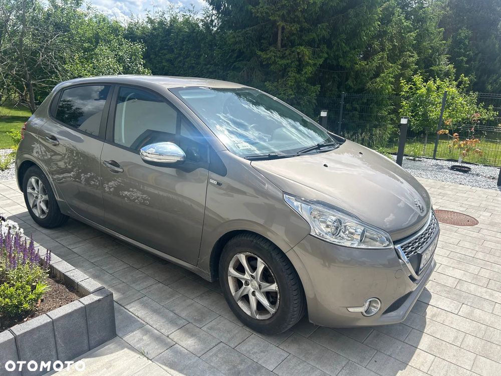 Peugeot 208 1.2 PureTech Style - 1