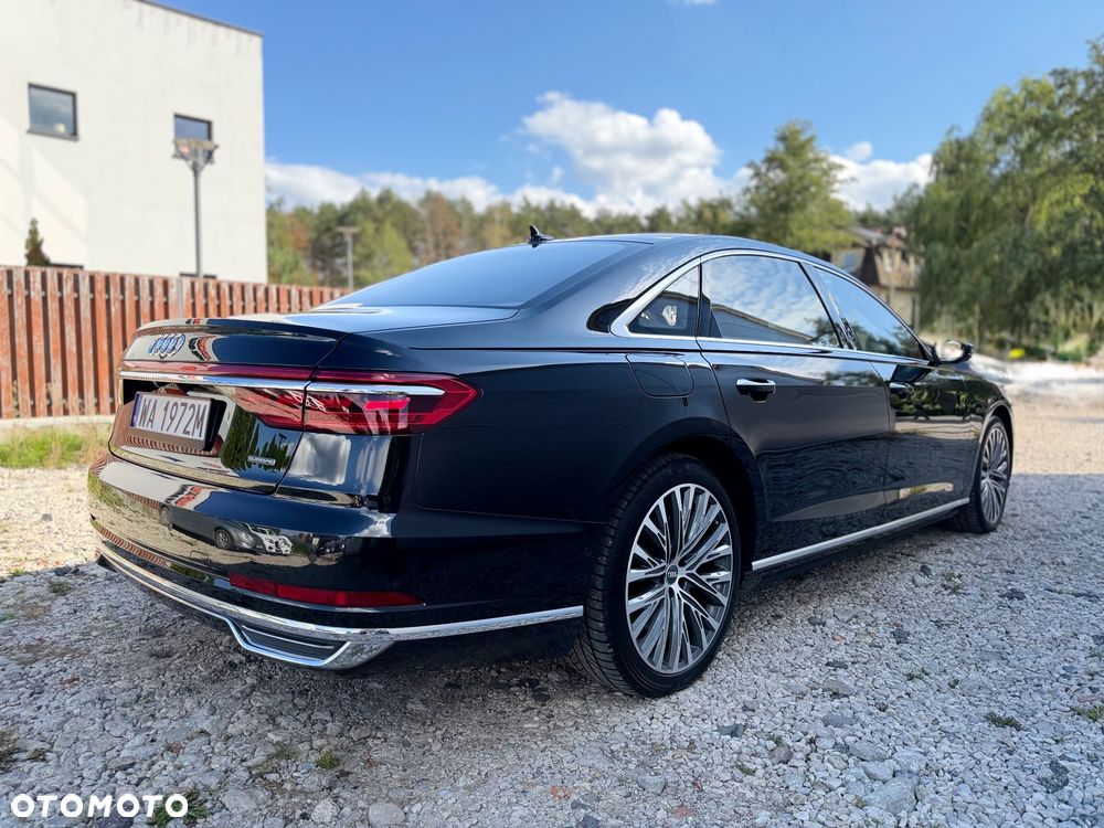 Audi A8 - 5