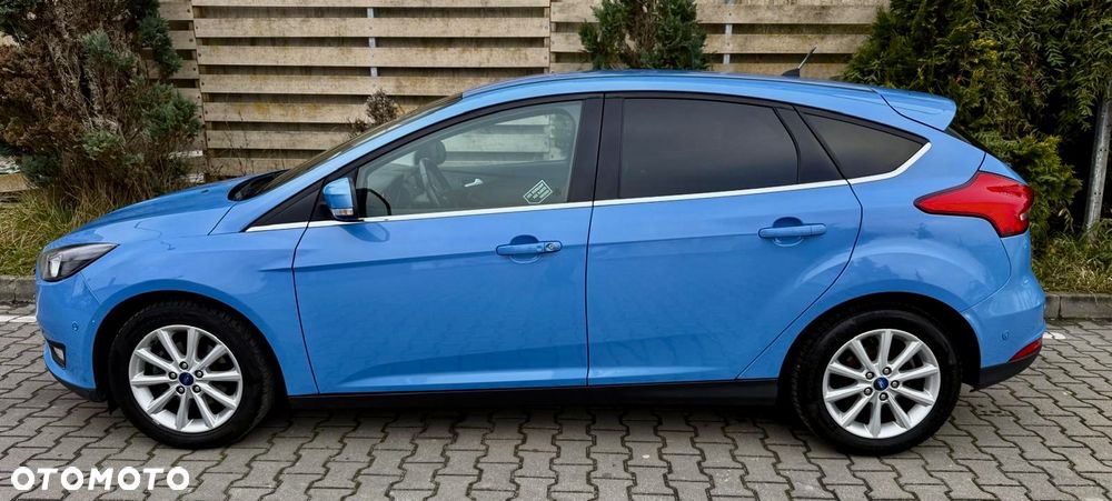 Ford Focus 1.0 EcoBoost Titanium - 10