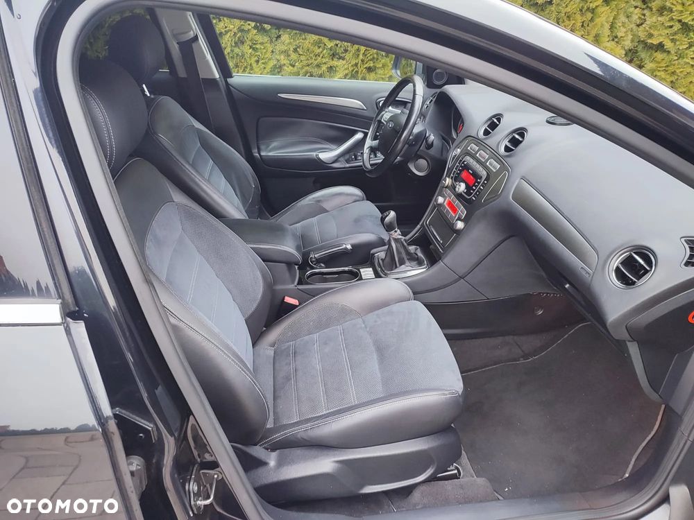 Ford Mondeo 2.0 Titanium - 9