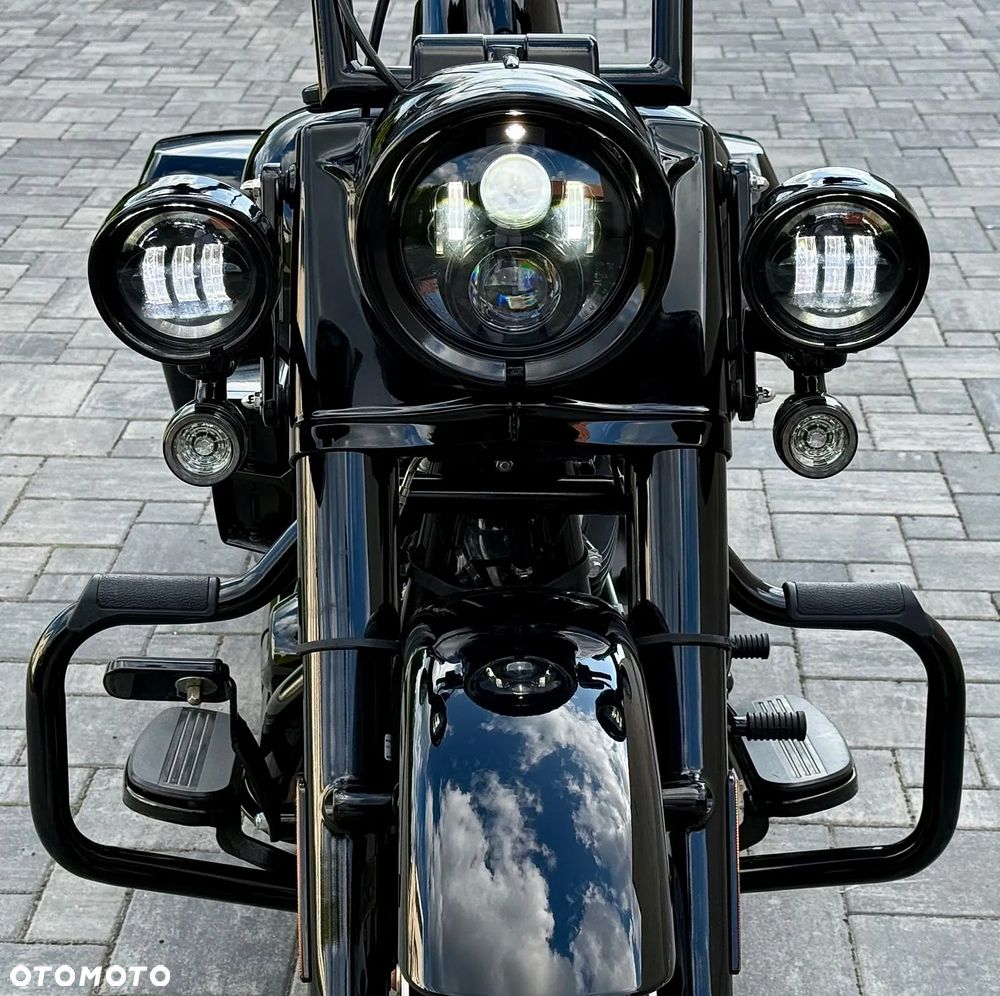 Harley-Davidson Touring Road King - 20