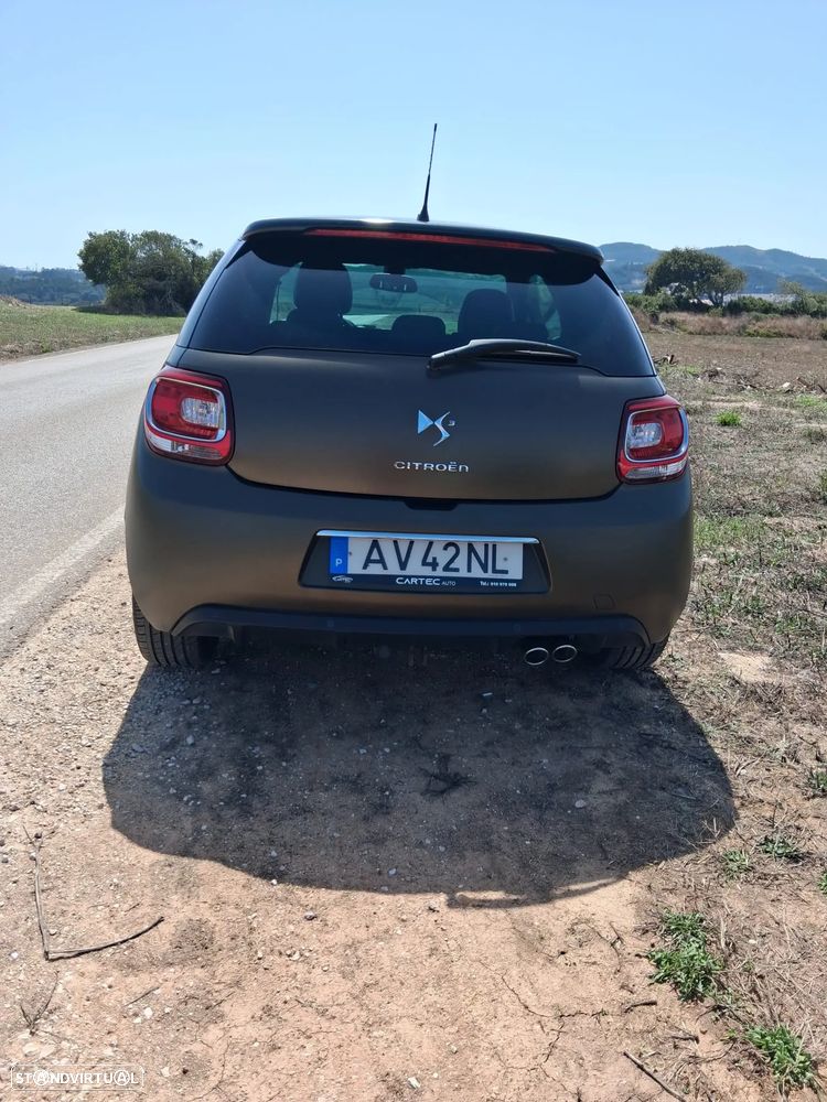 Citroën DS3 1.6 HDi Airdream Sport Chic - 2