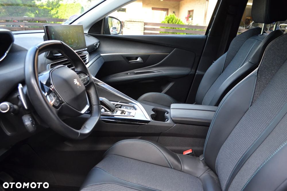 Peugeot 3008 1.6 PureTech Hybrid PHEV Allure S&S EAT8 - 8