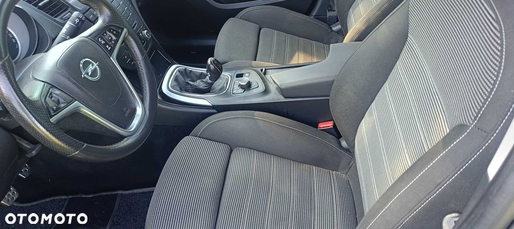 Opel Insignia - 3