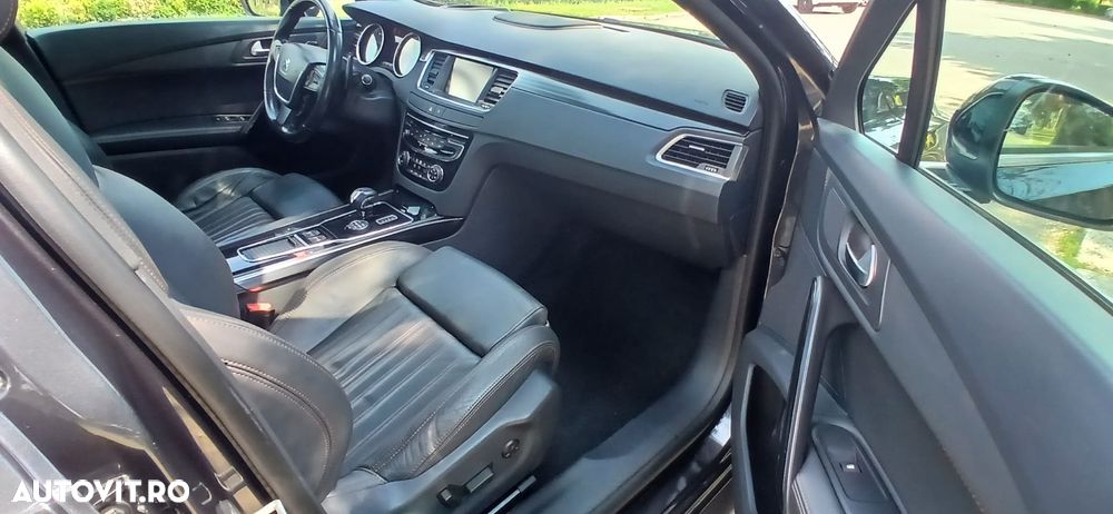 Peugeot 508 RXH Hybrid4 - 14