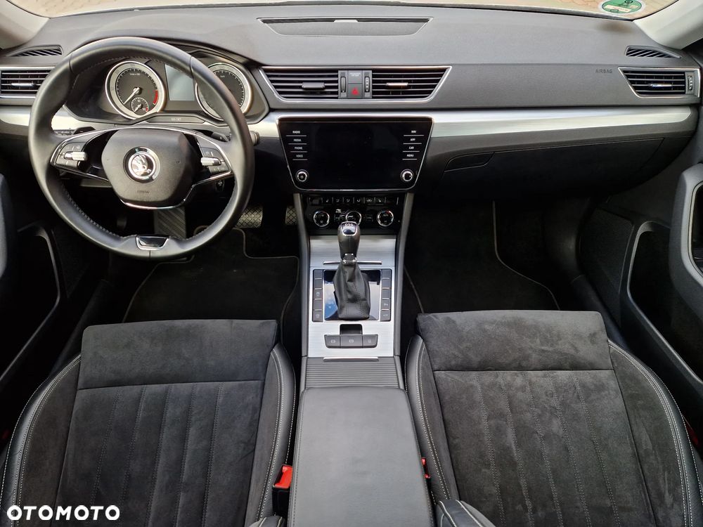 Skoda Superb 2.0 TDI DSG Style - 11