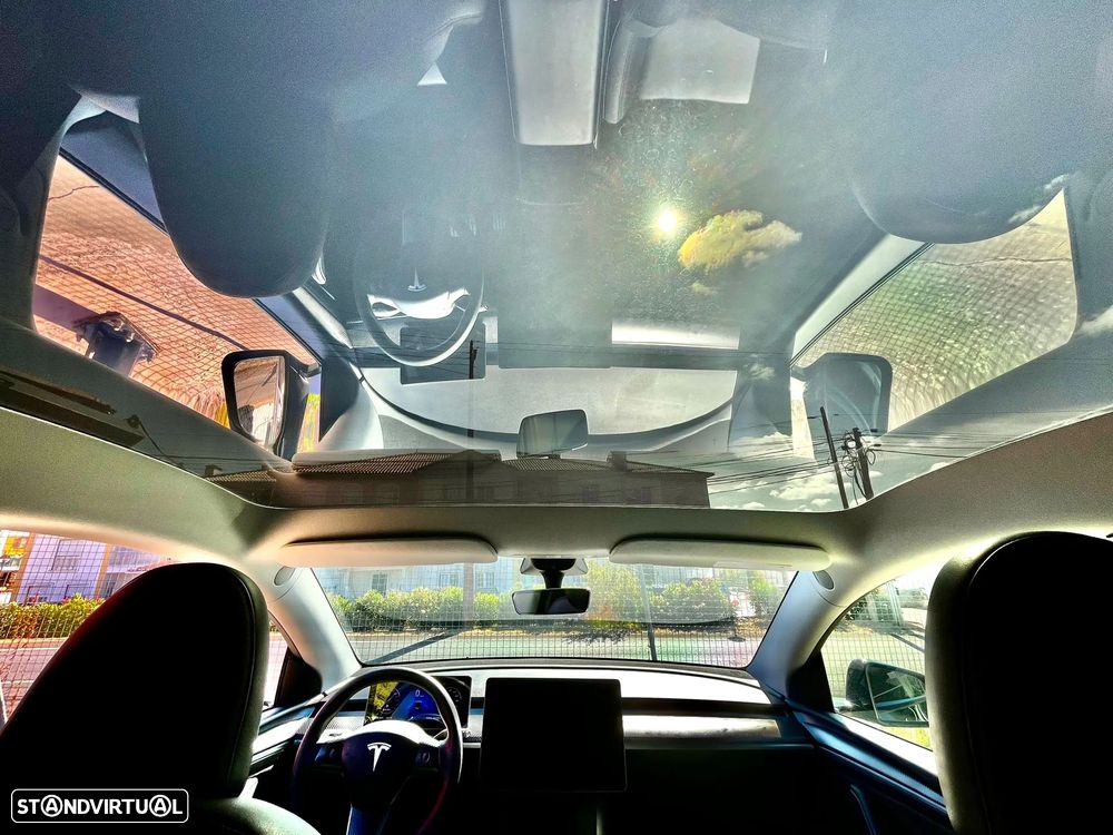 Tesla Model Y Performance Tração Integral - 34