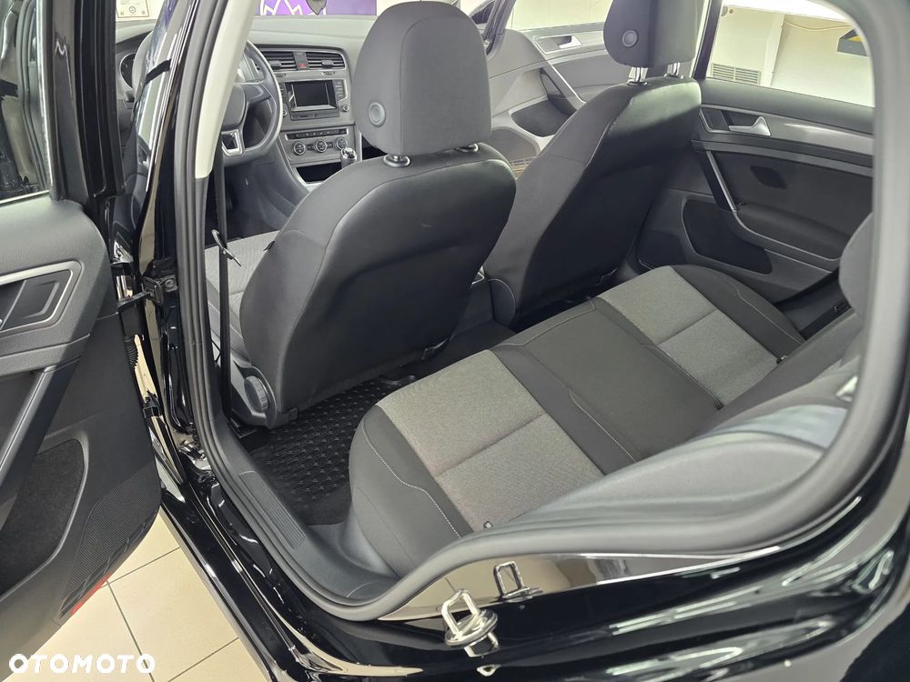 Volkswagen Golf 1.2 TSI BMT Start - 15