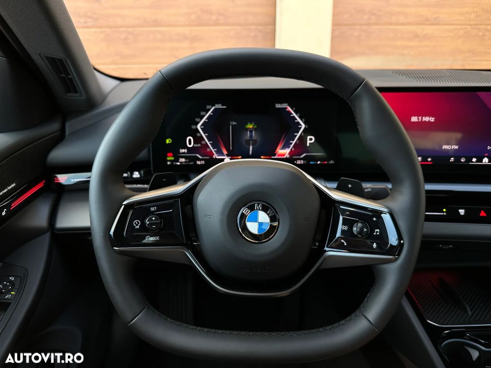 BMW Seria 5 520i AT MHEV - 19