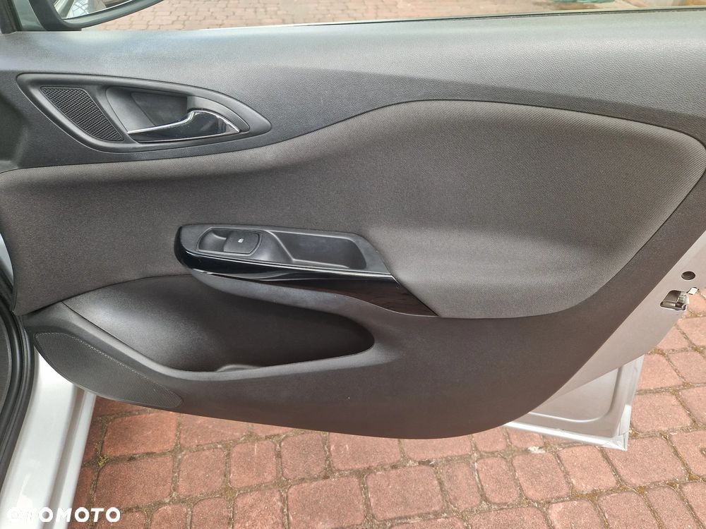 Opel Corsa 1.4 Enjoy - 19