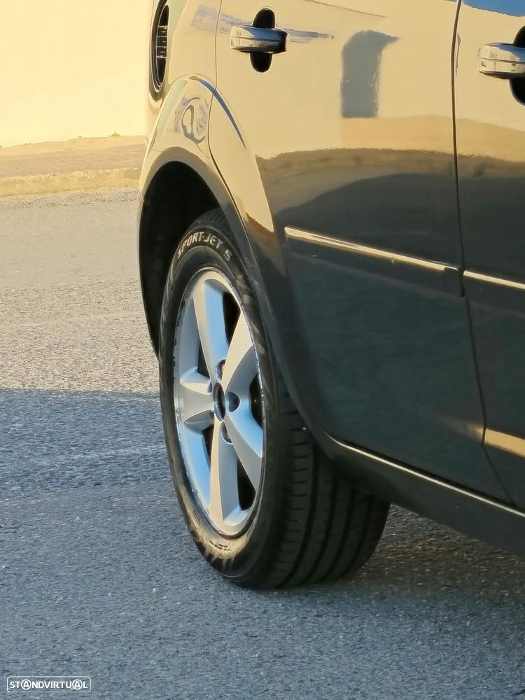 Ford Focus - 15