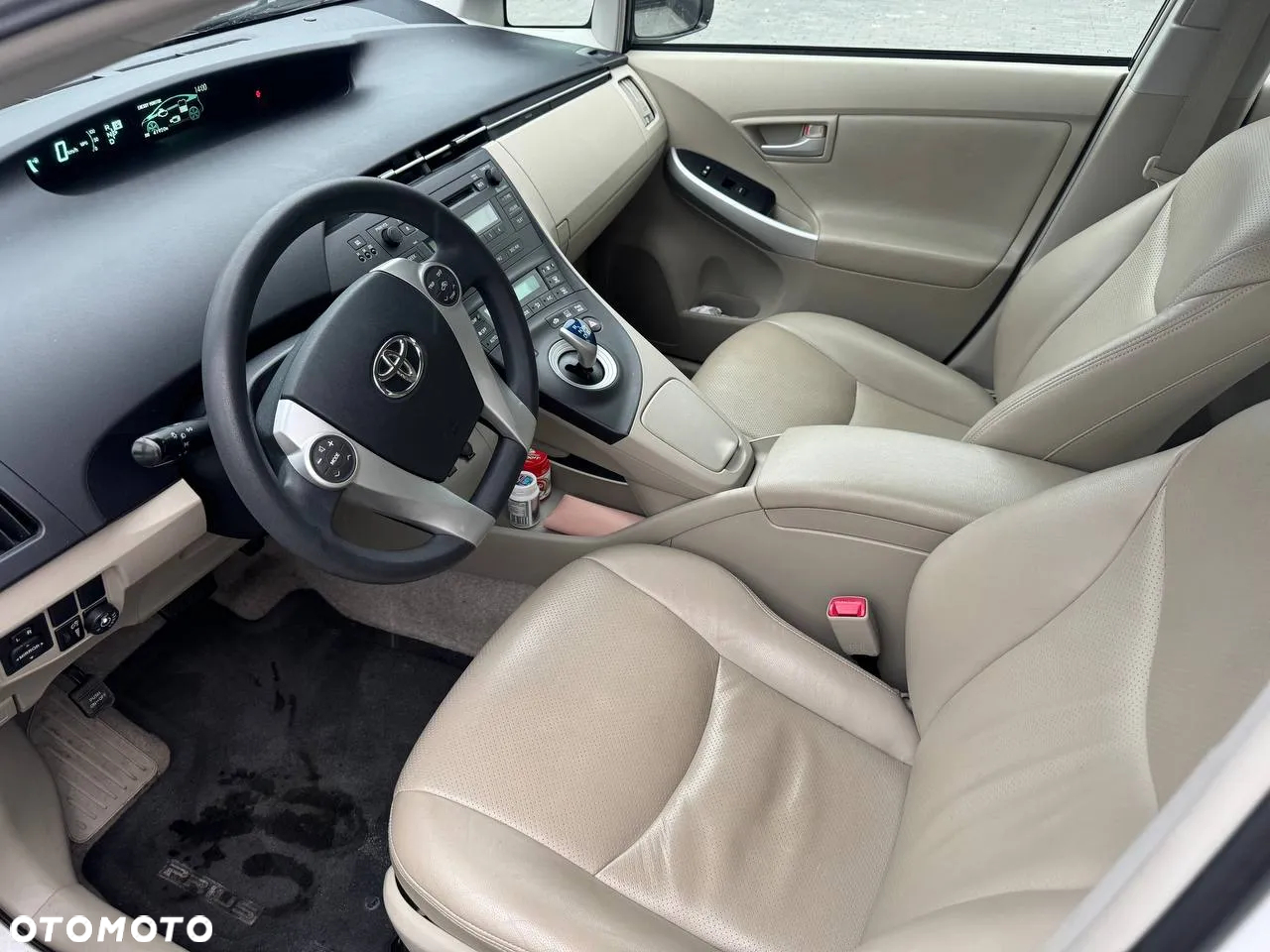 Toyota Prius - 17