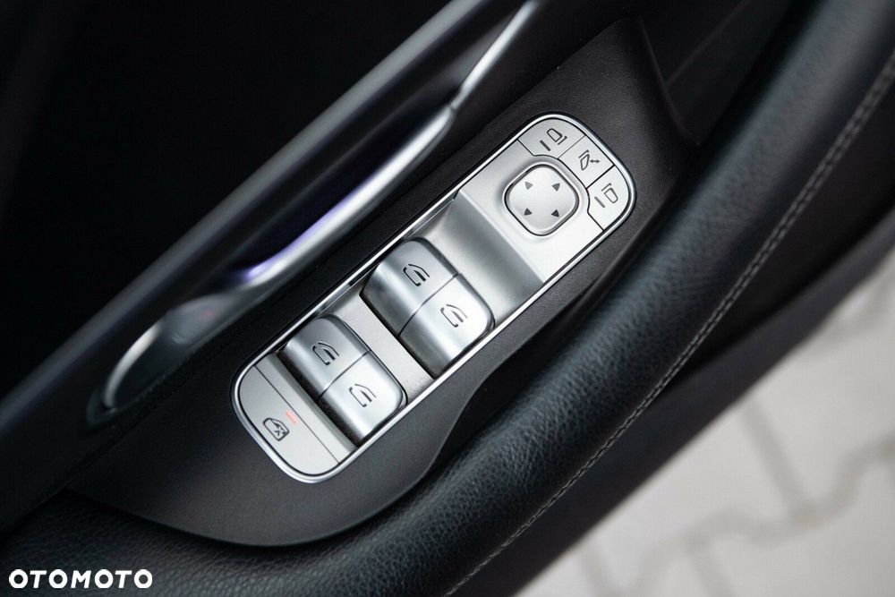 Mercedes-Benz GLE - 19