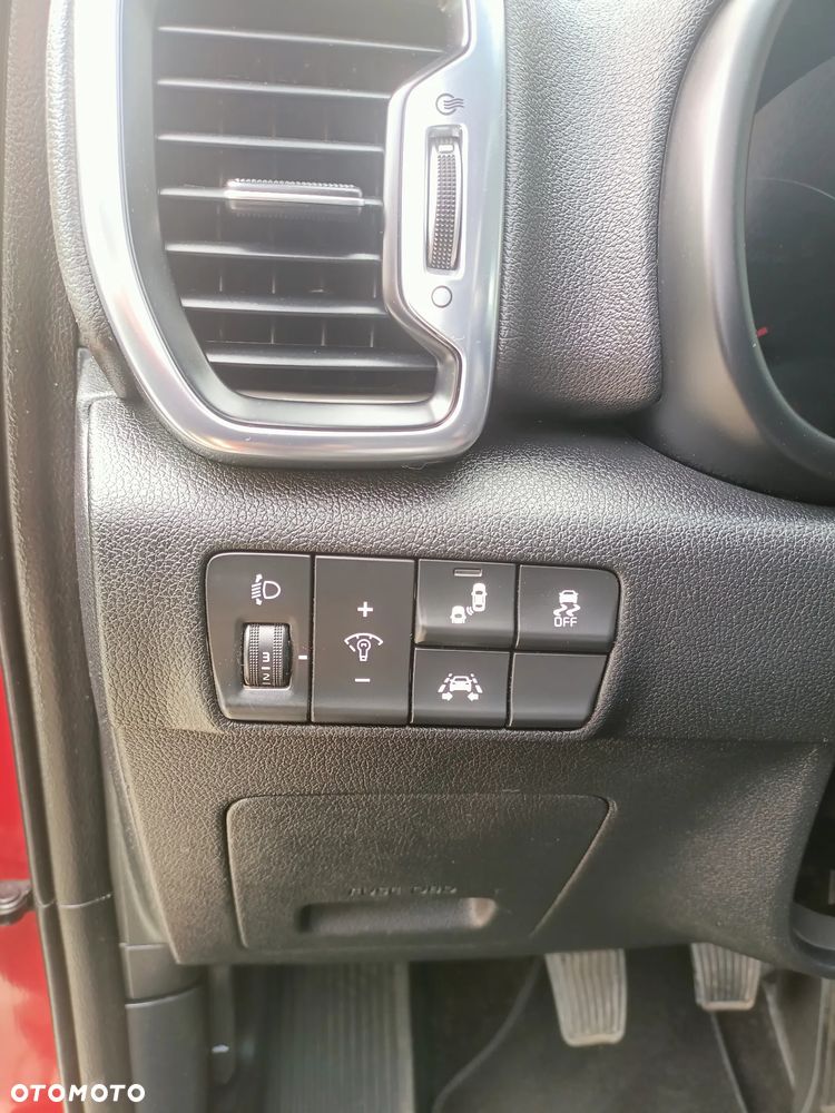 Kia Sportage - 10