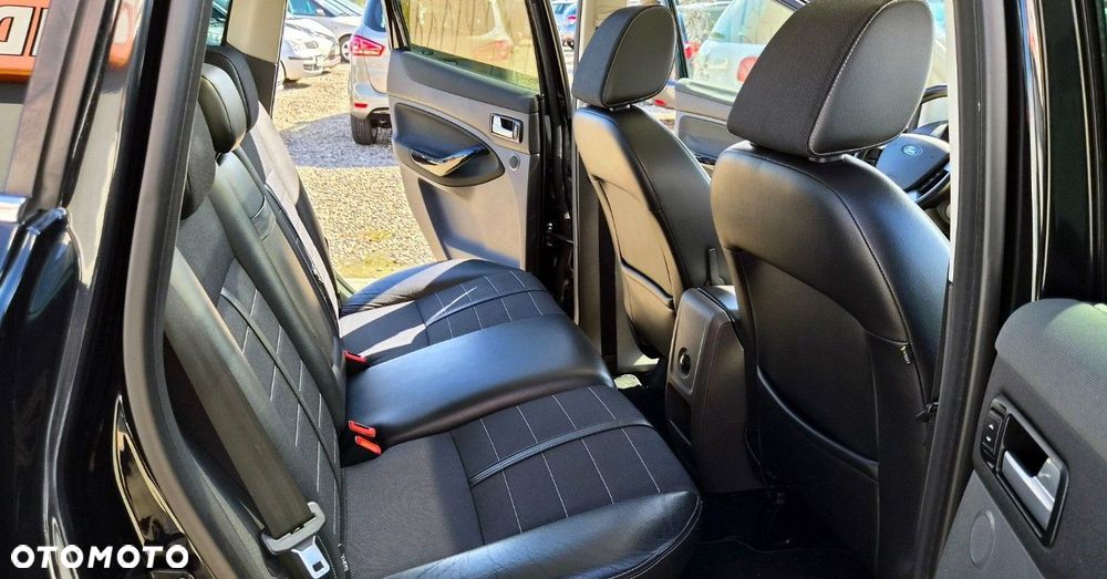 Ford Kuga - 7