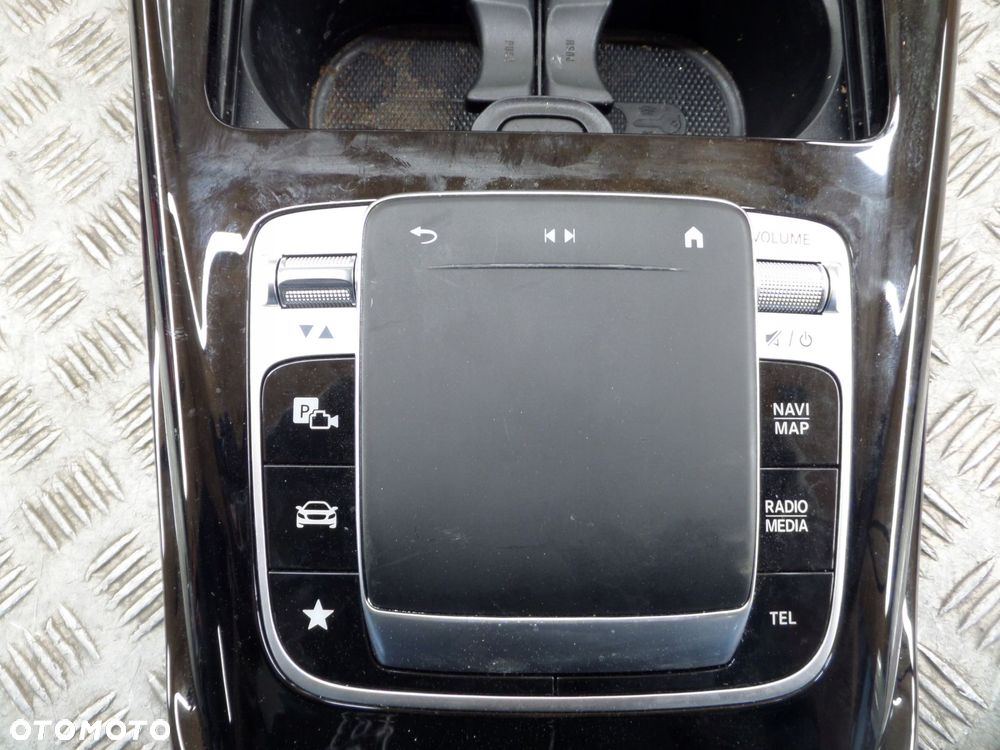 tunel środkowy panel dekor mercedes a-klasa a35 amg w177 - 3