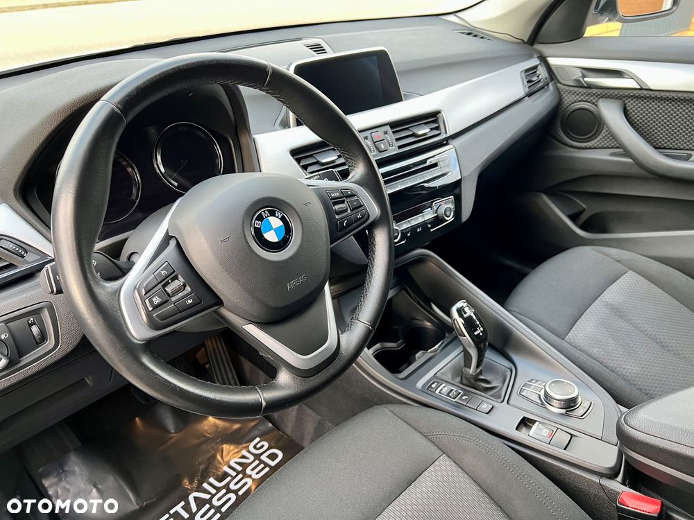 BMW X1 xDrive18d - 12