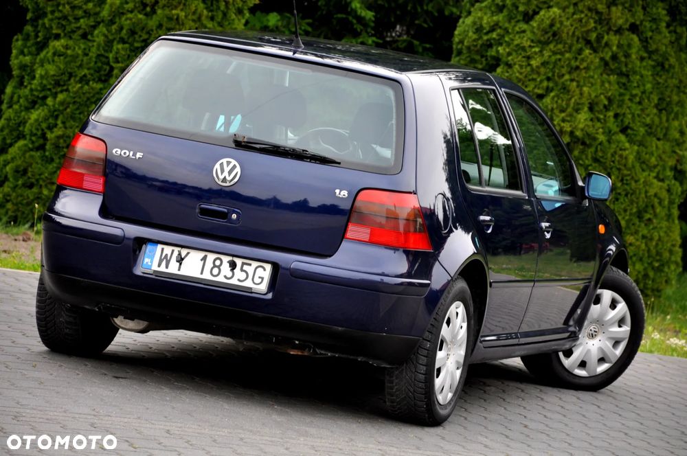 Volkswagen Golf 1.6 Edition - 15