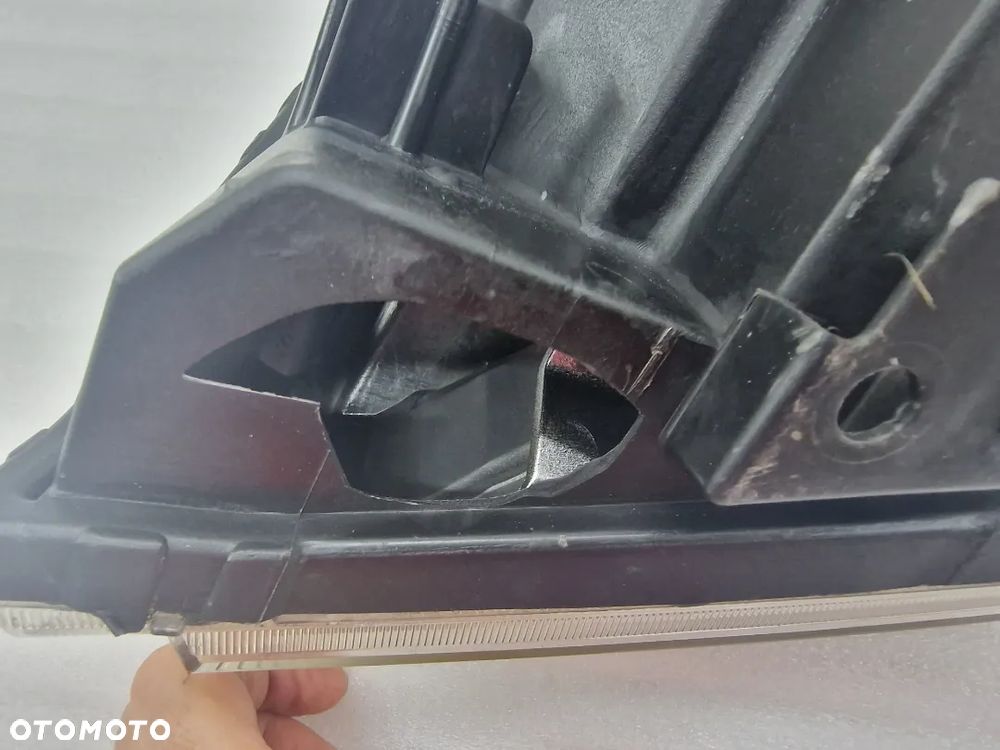 SUZUKI GRAND VITARA II 06- USA PRAWA LAMPA PRZEDNIA PRZÓD , NR KOITO 100-59079 , NR AUKCJI LL457 - 11