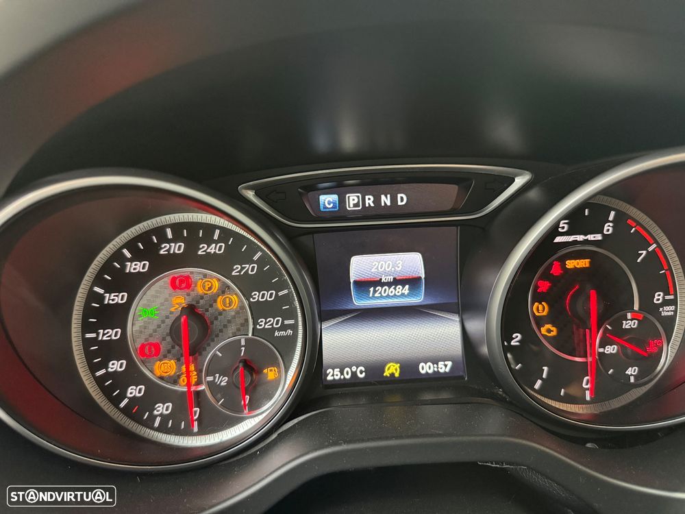 Mercedes-Benz A 45 AMG 4Matic Speedshift 7G-DCT - 19