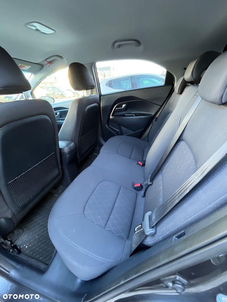 Kia Rio 1.4 Business Line - 25