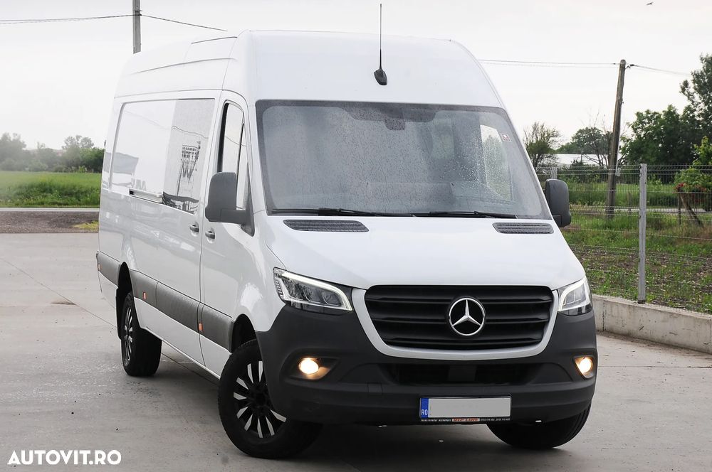 Mercedes-Benz Sprinter - 10