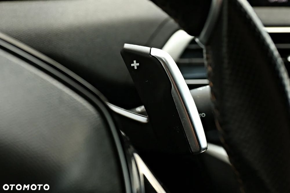 Peugeot 5008 BlueHDi 180 EAT8 GT - 22