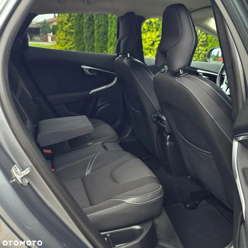 Volvo V40 D2 Drive-E Summum - 20