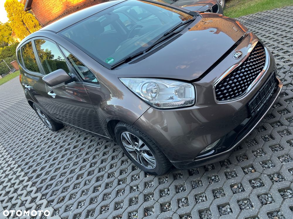 Kia Venga 1.6 CRDi 128 Dream Team Edition - 2