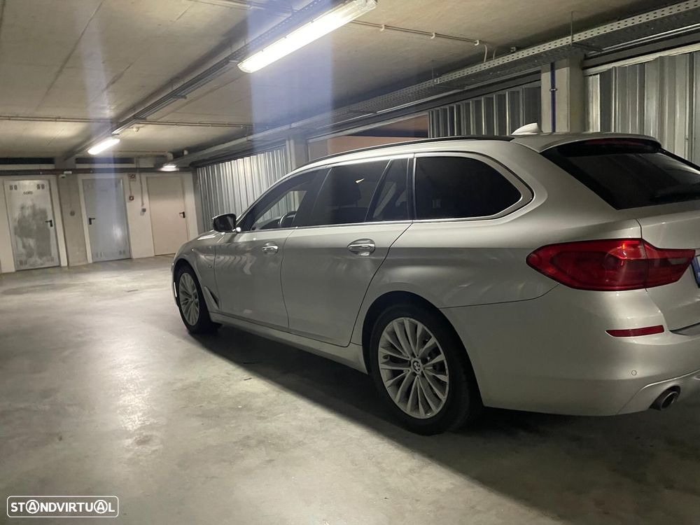 BMW 520 d xDrive Line Luxury Auto - 9