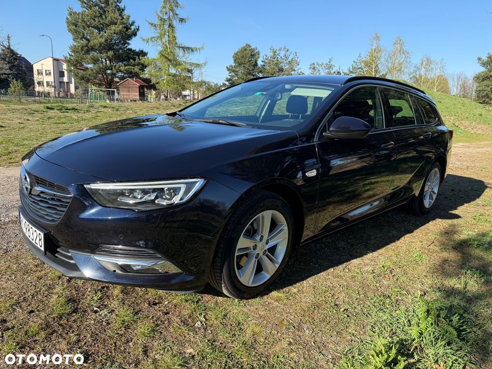 Opel Insignia - 1