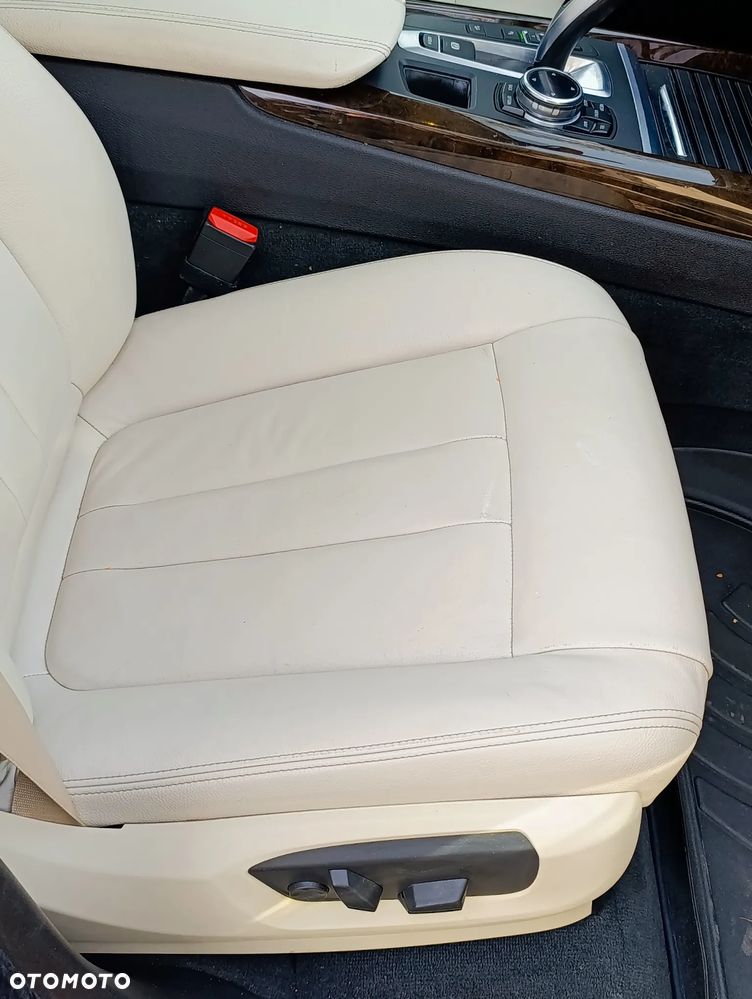 BMW X5 xDrive35i Edition Exclusive - 16