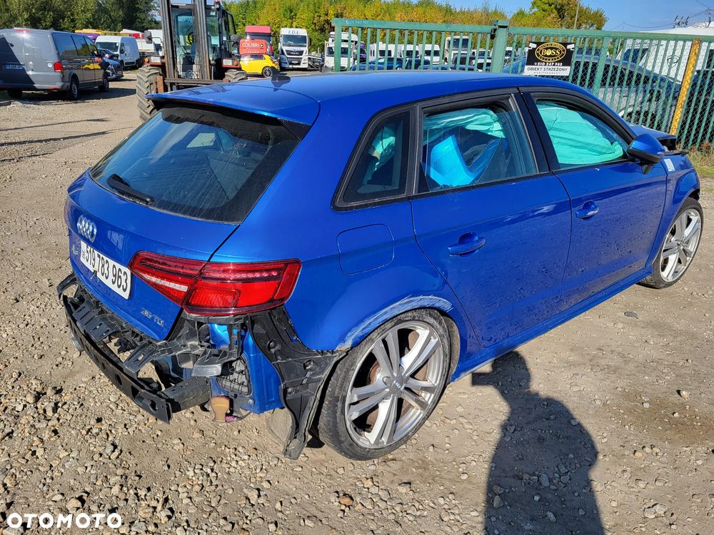 Audi A3 - 1