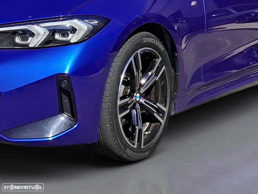 BMW 320 d Touring Pack Desportivo M Auto - 28