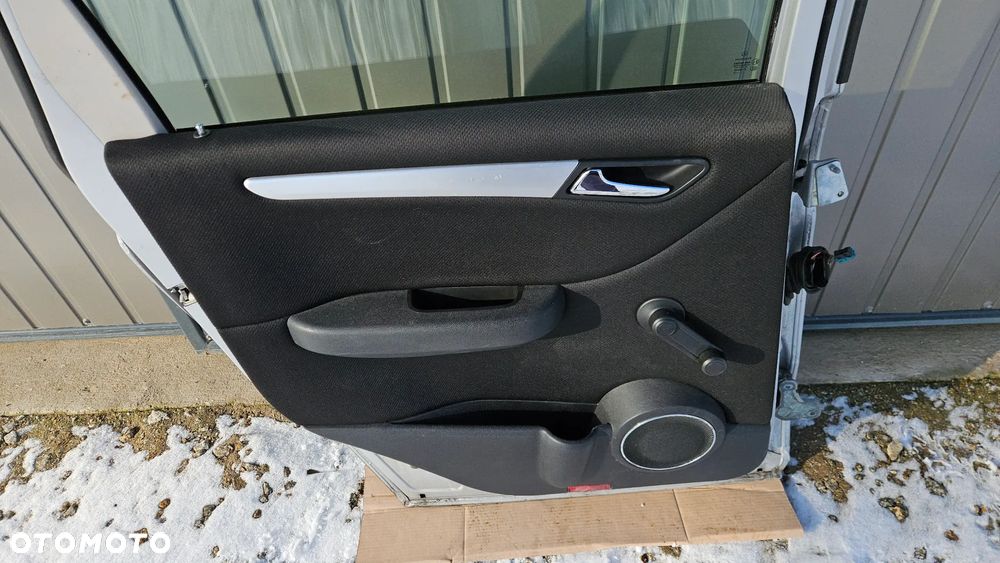 Drzwi lewe tylne Mercedes B-klasa W245 lewy tył 761 kompletne - 15