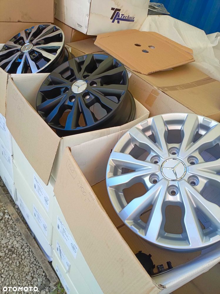 Nowe felgi aluminiowe Mercedes Sprinter 6x130 et54 6,5jx16 - 2