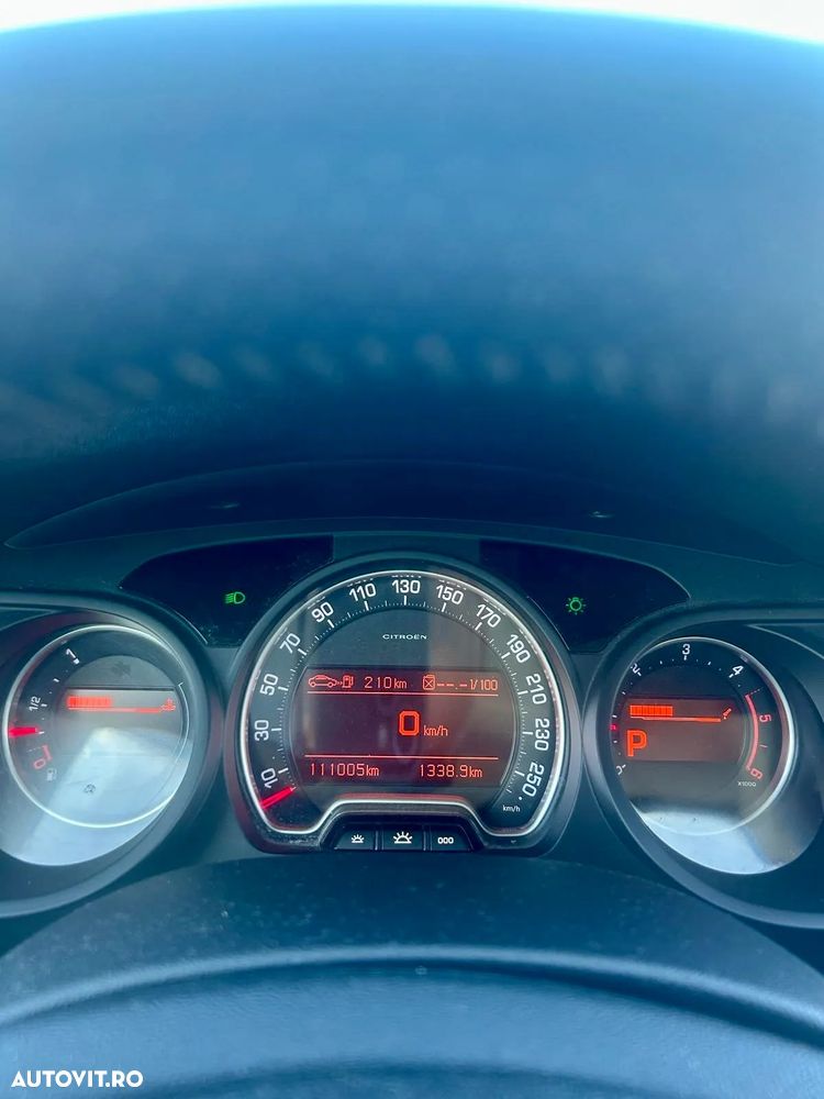 Citroën C5 2.0 HDI Susp H3+ Exclusive - 4