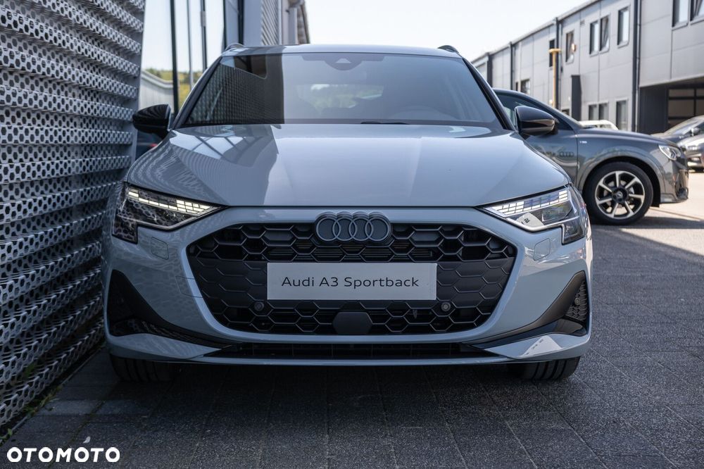 Audi A3 Sportback - 3