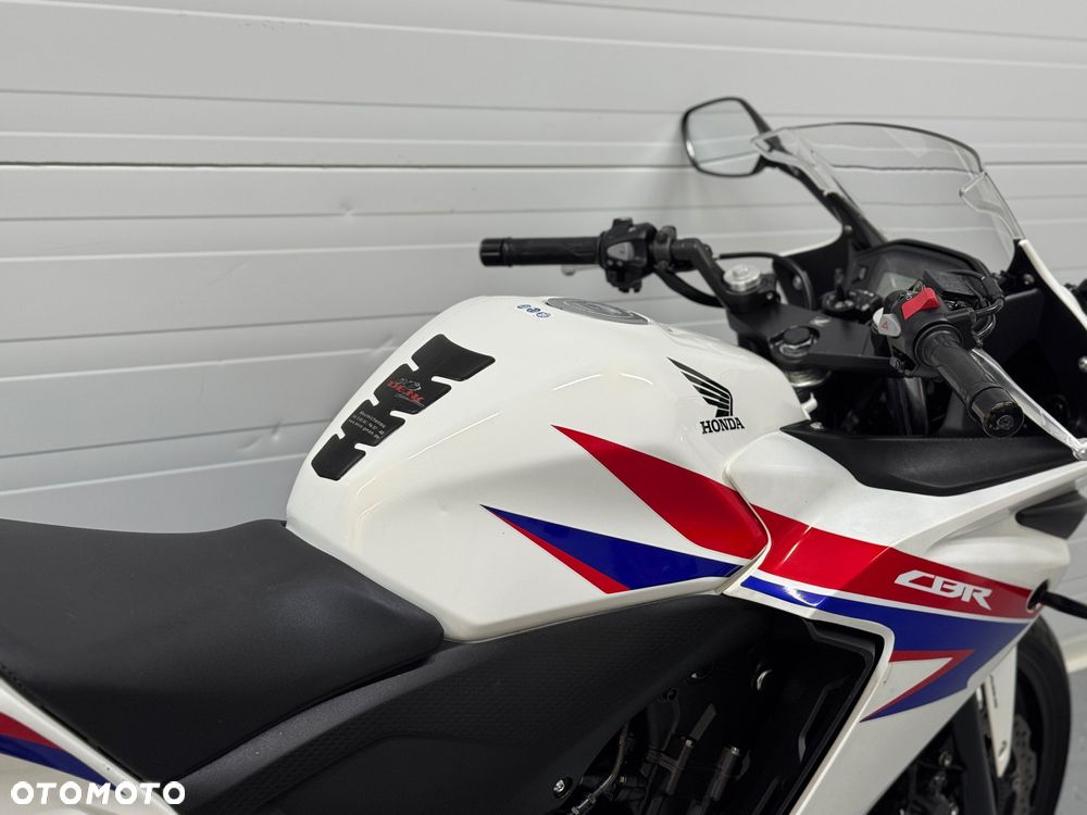 Honda CBR - 6