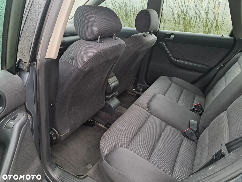 Audi A3 Sportback - 13